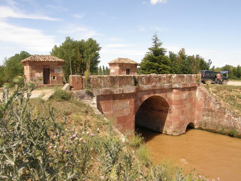 El Albergue De Herrera Herrera de Pisuerga Exterior photo